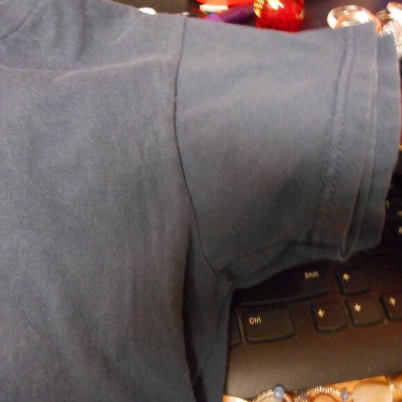 little boy's, sz Medium, blue tee, short sleeves, FRUIT OF THE LOOM - Picture 3 of 5